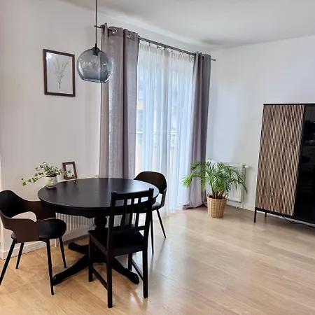 C- Home4U - Apartment With A City View Close To Aquapark, Parking In Secured Area Cracovia Exterior foto