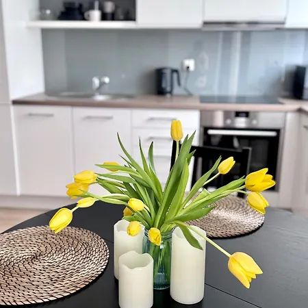 C- Home4U - Apartment With A City View Close To Aquapark, Parking In Secured Area Cracovia Exterior foto